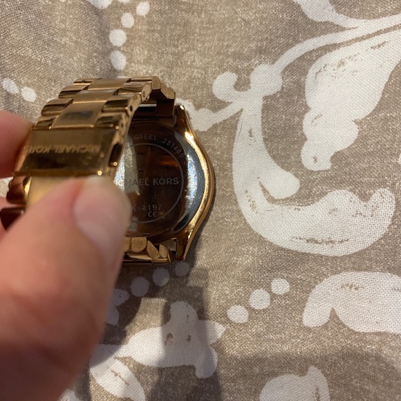 Michael Kors watch rose gold - Picture 2 of 3